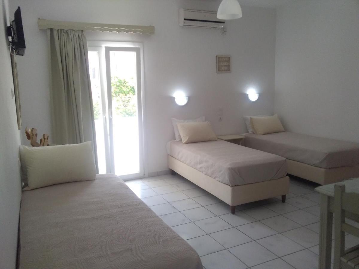 Gorgona Apartments & Studios อิปโซส ภายนอก รูปภาพ