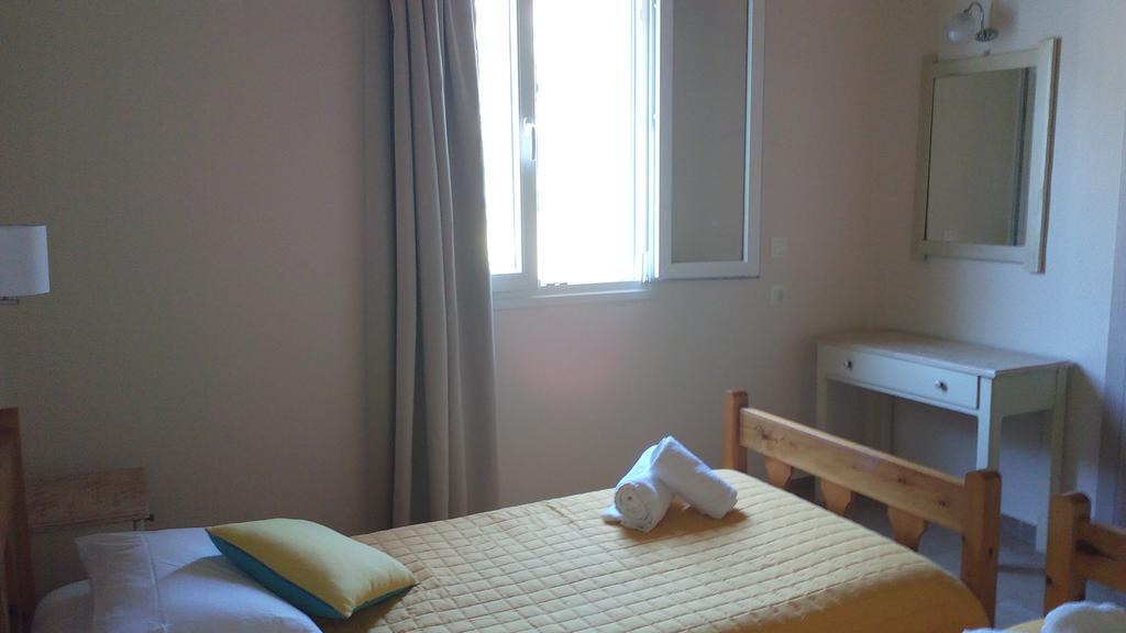 Gorgona Apartments & Studios อิปโซส ภายนอก รูปภาพ